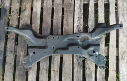 Подрамник Mitsubishi Outlander MR961222