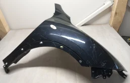 Крыло Nissan Juke 2012 F31001KAMA F15, переднее правое