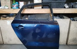Дверь Volkswagen Polo 6RU833056C, задняя правая