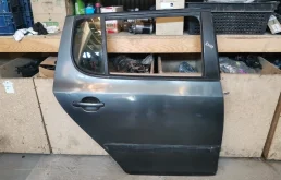 Дверь Skoda Fabia 5J6833052, задняя правая
