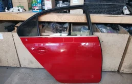 Дверь Volkswagen Jetta 6 5C6833056E, задняя правая