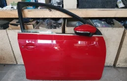 Дверь Volkswagen Jetta 6 5C6831056B, передняя правая