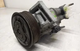 Компрессор кондиционера Nissan Note 92600CJ70A E11 HR16DE
