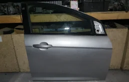 Дверь Ford Focus 3 1810217, передняя правая