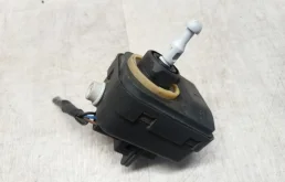 Корректор фары Nissan Note 26056AX600 E11