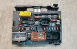 Блок предохранителей Citroen C4 9664706280