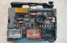 Блок предохранителей Citroen C4 9664706280