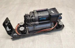 Компрессор подвески BMW 7 37206875176 F01