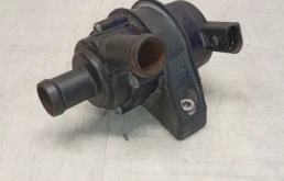 Насос водяной Помпа Volkswagen Passat 1K0965561JJ B7 CDA