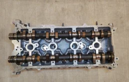 Головка блока цилиндров Nissan X-Trail 11040ED80B T31 MR20DE