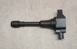 Катушка зажигания Nissan Qashqai 22448JA00C J10 MR20