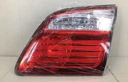 ВСТАВКА БАГАЖНИКА Nissan Cefiro 1998-2003 ST2151317R A33, задняя правая