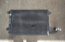 Радиатор кондиционера Volkswagen Golf 2003-2009 1K0820411Q MK5