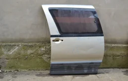 ДВЕРЬ Toyota Estima 1990-2000 6700495D02 1, задняя левая