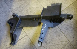 КРОНШТЕЙН ФАРЫ BMW X3 2006-2010 63126939200 E83 N52B25A, передний правый