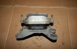 Подушка двигателя Audi A5 2007-2011 8K0399151DB 1 CDNC, задняя