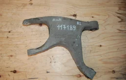 РЫЧАГ Audi A6 2011-2014 8R0505311F C7 CGWB, задний левый