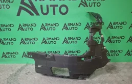 Кронштейн бампера Audi Q7 2015-2020 4M0807065JGRU 2 4M, передний правый
