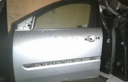 Дверь Renault Laguna 801010025R 3, передняя левая