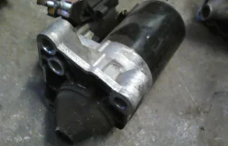 Стартер Renault Laguna 8200186148 2 2.0 F4R