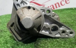 Стартер Renault Fluence 23300BC20B HR16DE