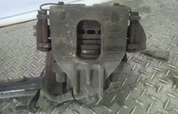 Суппорт тормозной Ford Focus 4346373 1, передний левый