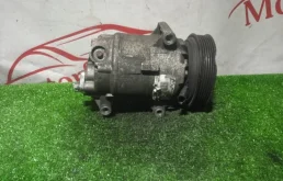 Компрессор кондиционера Renault Megane 8200470242 BM
