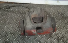 Суппорт тормозной Ford Mondeo 1583139 4, передний правый