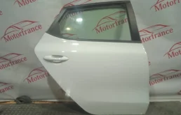 Дверь задняя правая Kia Ceed 77004A2200 JD, задняя правая