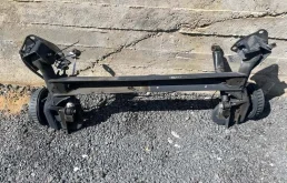 Балка задняя Renault Kangoo 2008-2013 555113267R 2