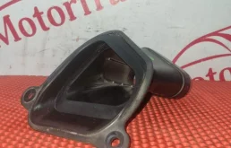 Патрубок воздушного фильтра Opel Astra 2013 13346074 J A16XER, передний