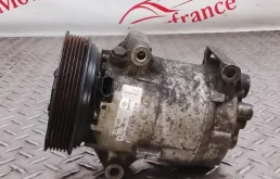 Компрессор кондиционера Renault Megane 2008 8200316164 BM