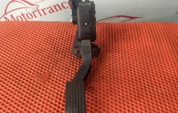 Педаль газа Kia Soul 2009 327272K200 AM D4FB