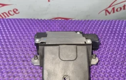 Замок багажника Ford Focus 1743698 2