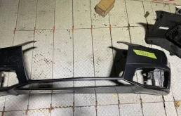 Бампер Audi A4 8W0807437 B9, передний