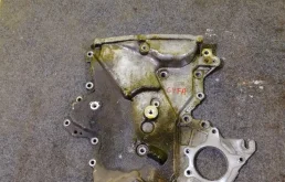 Крышка двигателя Kia Ceed 1 213502B000 ED G4FA, передняя
