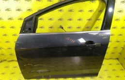 Дверь дефект Ford Focus 3 1530170, передняя левая