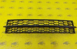 Решетка бампера Skoda Octavia A7 5E0853677 5E