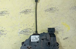 Замок двери Opel Corsa 13258266 D, задний левый