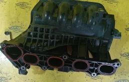 Коллектор впускной Skoda Fabia 2 04E129712G 5J