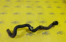 Патрубок системы охлаждения Skoda Octavia A5 5Q0122101 1Z