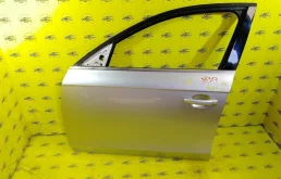 Дверь Audi A4 8K0831051J B8, передняя левая