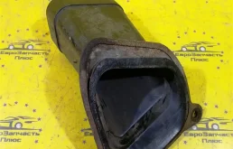 Воздухозаборник Opel Astra 13346074 J