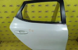 Дверь Kia Ceed 2 77004A2200 JD, задняя правая