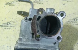 Дроссельная заслонка Hyundai Santa Fe 2 351002F000