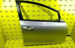 Дверь Kia Ceed 2 76004A2000 JD, передняя правая