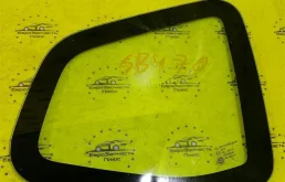 Форточка Renault Duster 833068568R HS, задняя правая