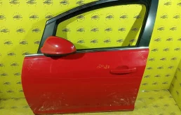 Дверь Opel Astra 13285606 J, передняя левая