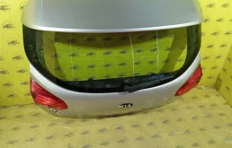 Крышка багажника Kia Ceed 73700A2000 JD