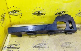 Кронштейн бампера Ford Focus 2 4M5117E856AC, передний правый